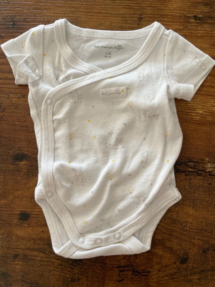 Lot de 2 bodies blanc et motif lapin caché coeur à manches courtes - photo numéro 2