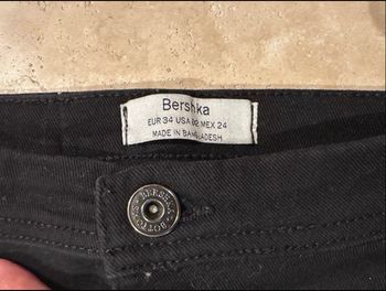 Jean pattes d’éléphants noir Bershka