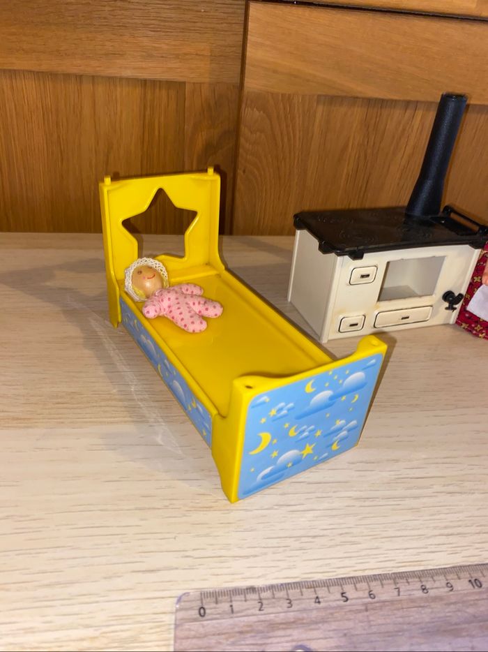 Poupée jouet delavennat glady Sonia cuisinière lit barbie Shelly nursery training pot 1996 - photo numéro 2