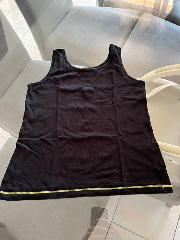 Débardeur taille 10 ans