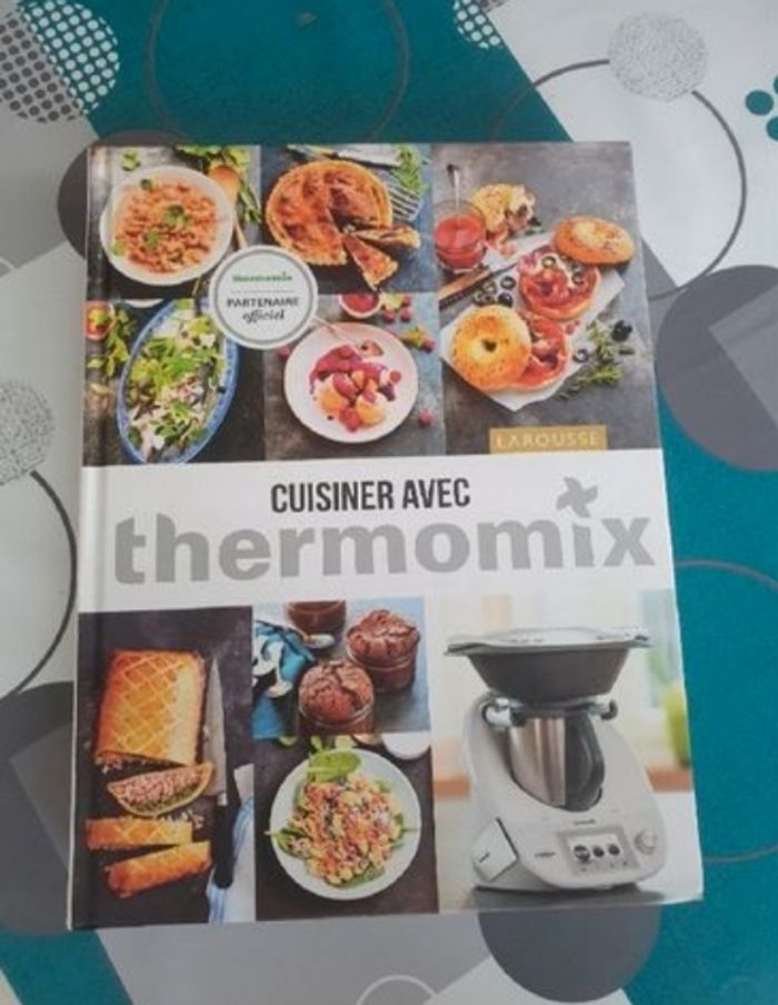 Cuisiner avec Thermomix" Neuf