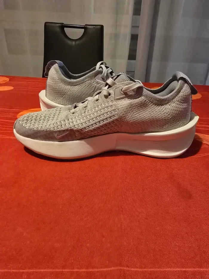 Chaussure de sport - photo numéro 9