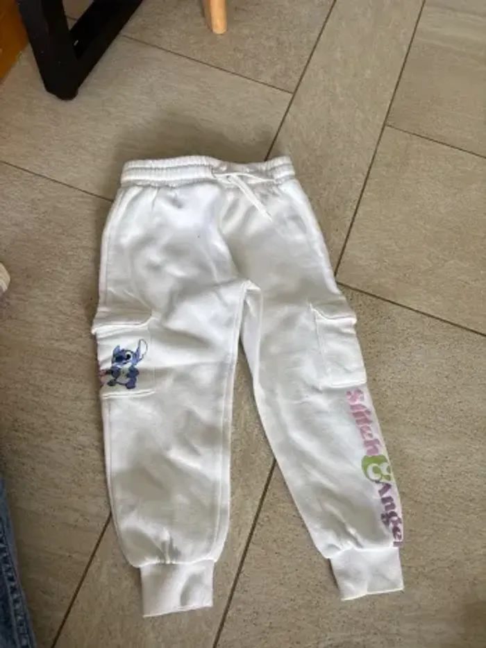 Duo de pantalon pour petite fille en quatre ans - photo numéro 4