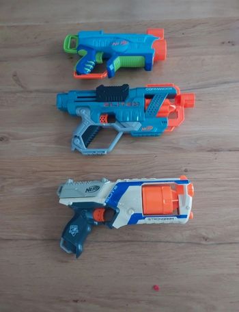 Lot de pistolets.