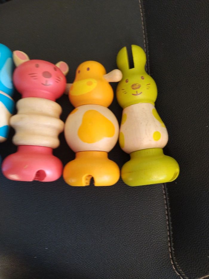 4 bonhommes en bois - photo numéro 3