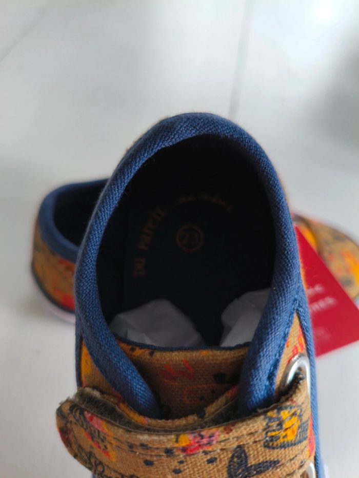 Chaussures taille 23 - photo numéro 5