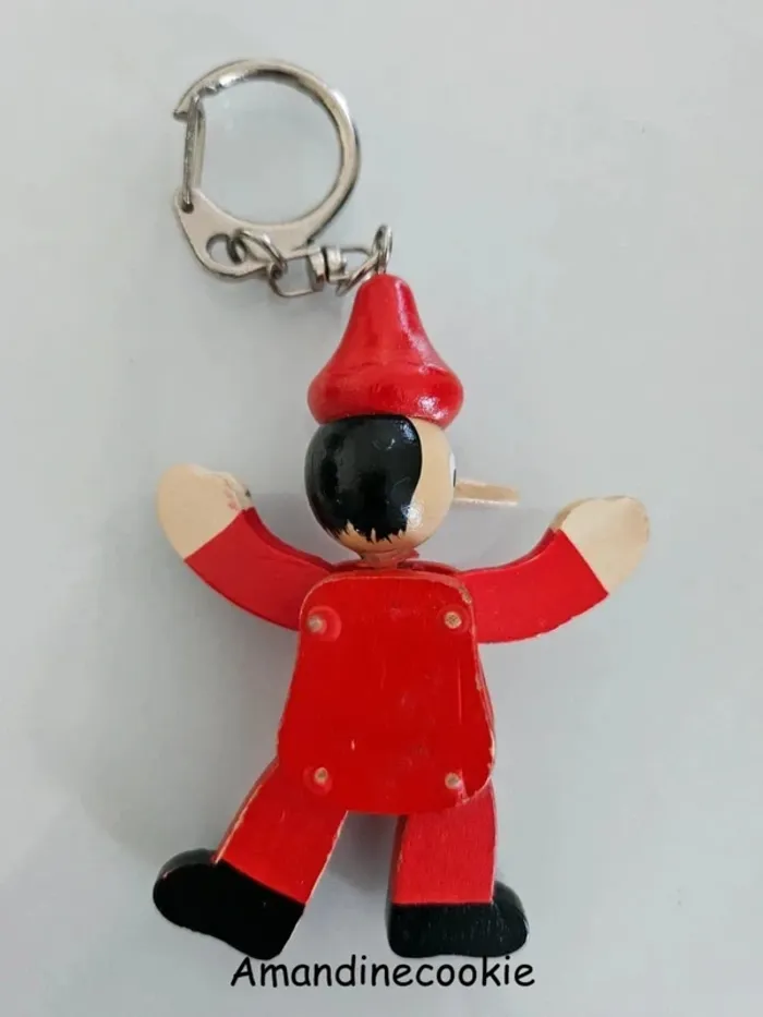 Porte-clé Pinocchio articulé en bois - photo numéro 2