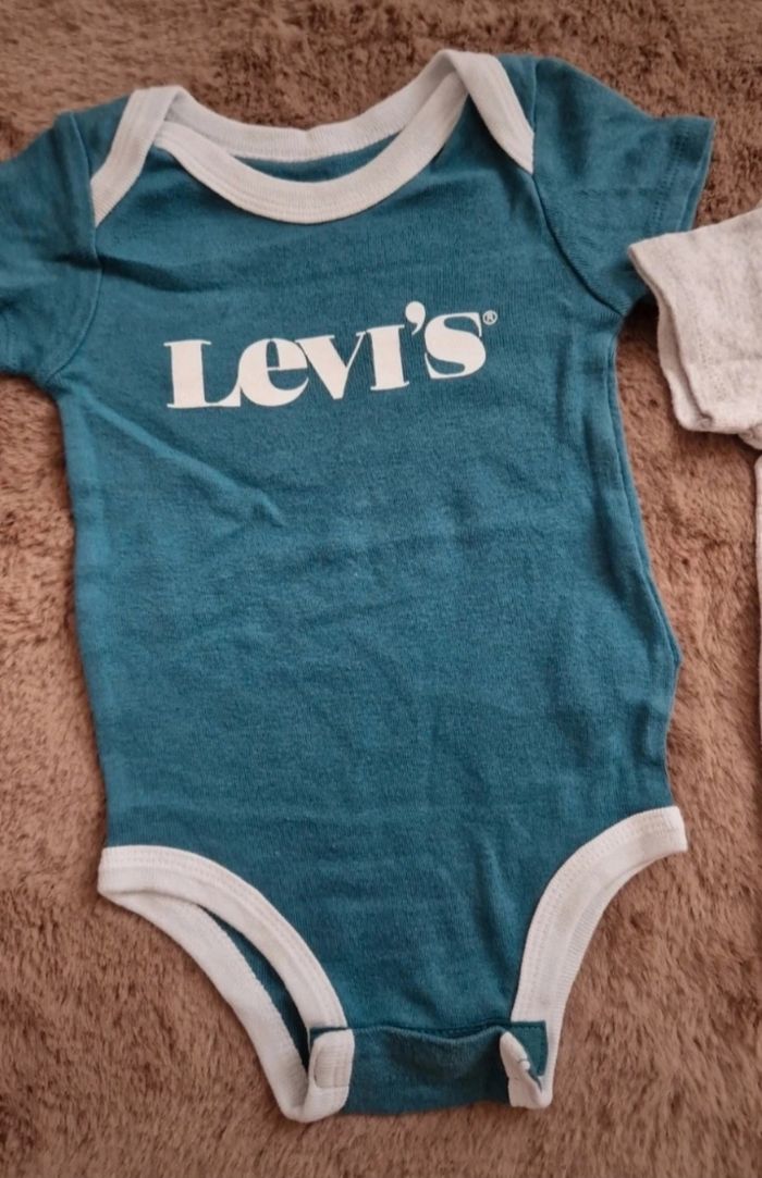 Lot de 2 bodies levis - photo numéro 3