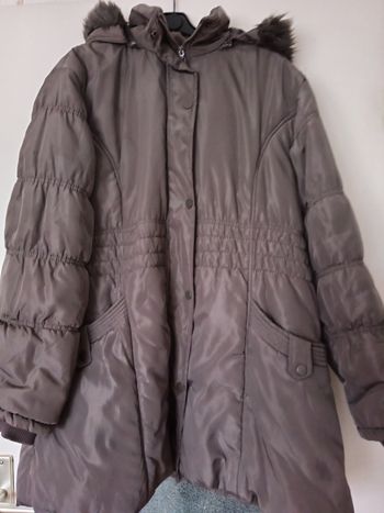 Doudoune avec capuche 