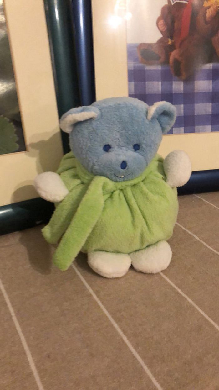Peluche bébé