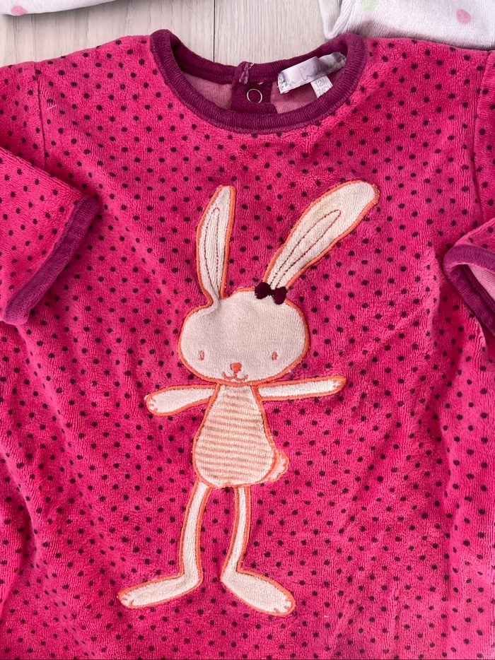Lot 2 pyjamas velours 12mois - photo numéro 2
