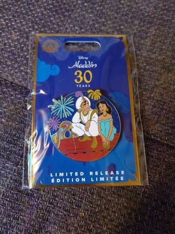 Pins Disney shopdisney princesse alddin