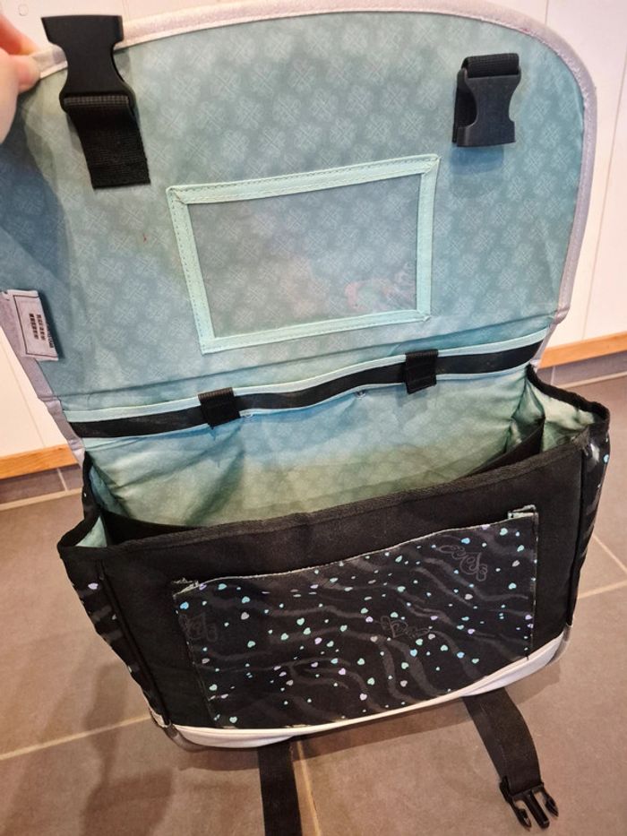 Cartable à roulettes - photo numéro 3