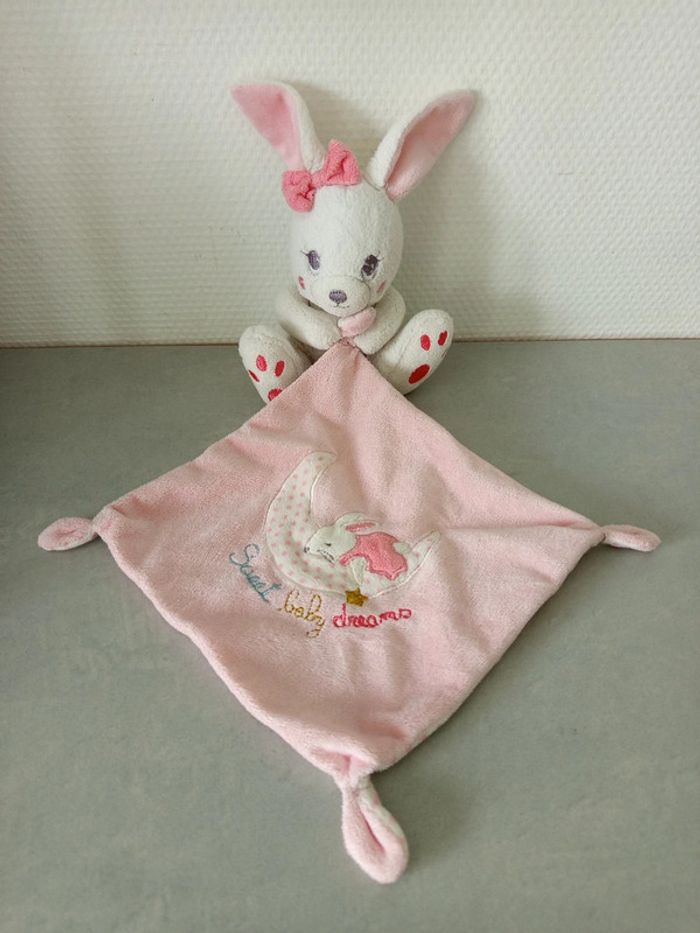 Doudou pour bébé, lapin w