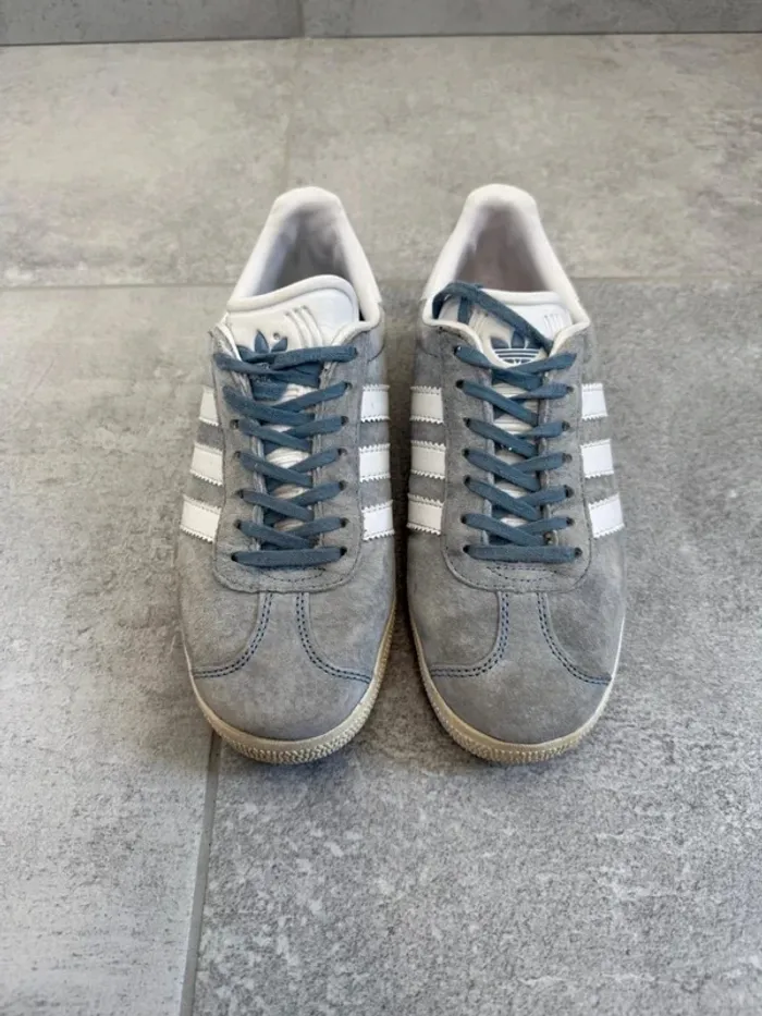 Baskets Adidas Gazelle femme taille 38 grises - photo numéro 3