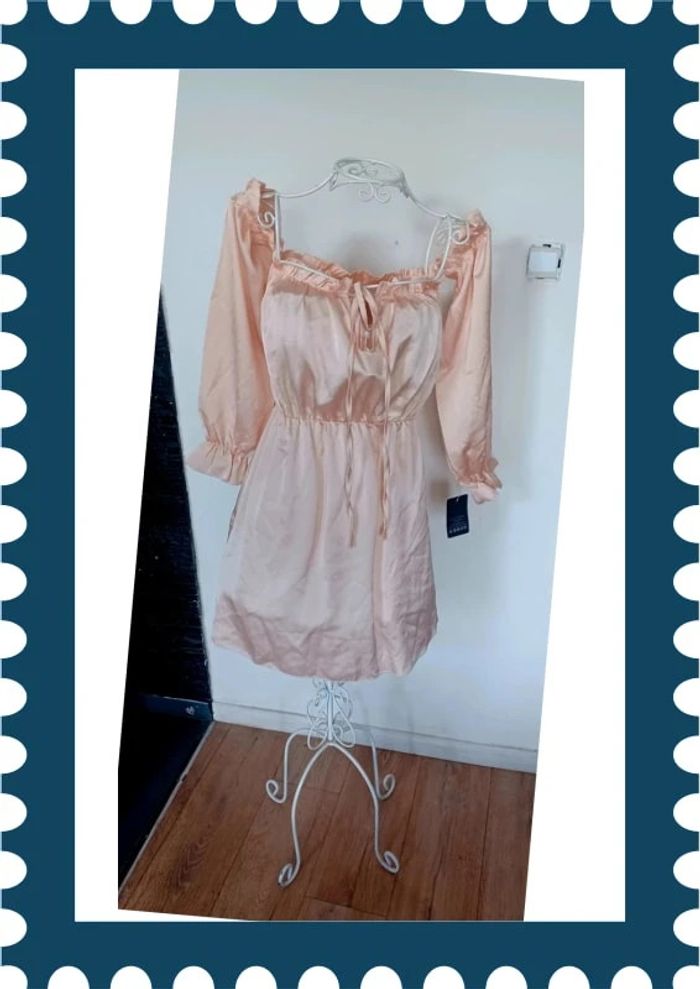 Magnifique robe satinée R. Queen taille S