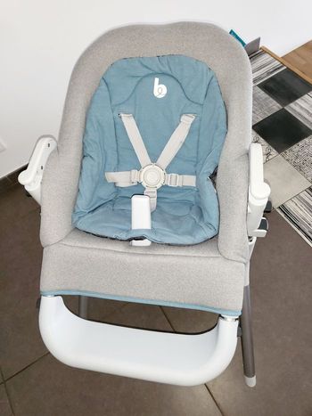 Chaise haute babymoov