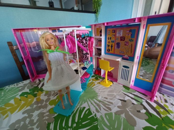 Lot barbie - photo numéro 3