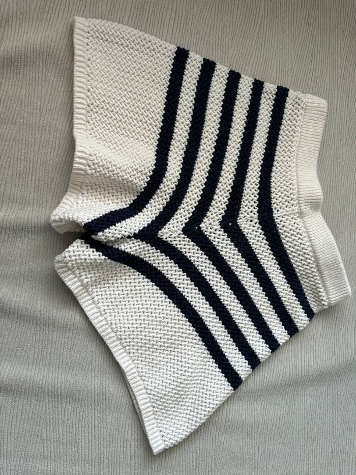 Short en tricot à rayures pour fille 8 ans Givenchy Collection 2025 - photo numéro 5