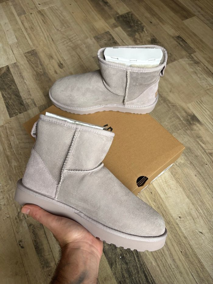Ugg Classic Mini II Pale Smoke Taille 41