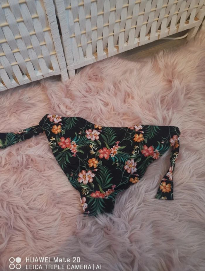 💕Jolie bas de maillot de bain Livia femme T42 💕 - photo numéro 3