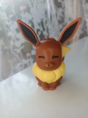 Figurine jouet Pokémon evoli mcdonalds