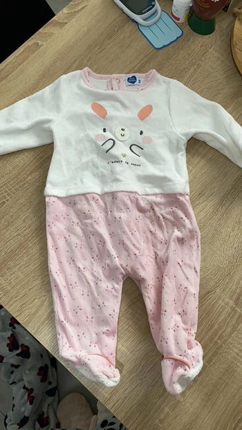 Pyjama 1 pièce 9 mois