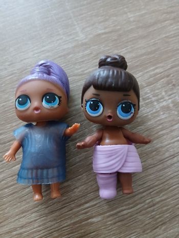 Lot 2 mini poupées 
