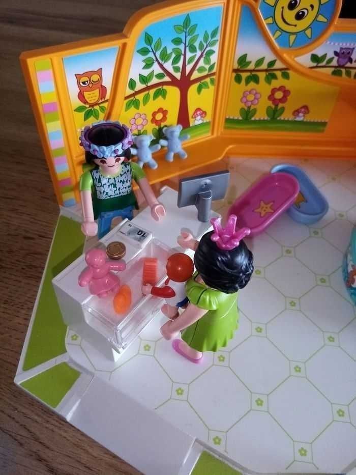 Magasin bébé playmobil - photo numéro 2