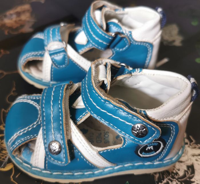 chaussures nu-pieds taille 20 - photo numéro 2