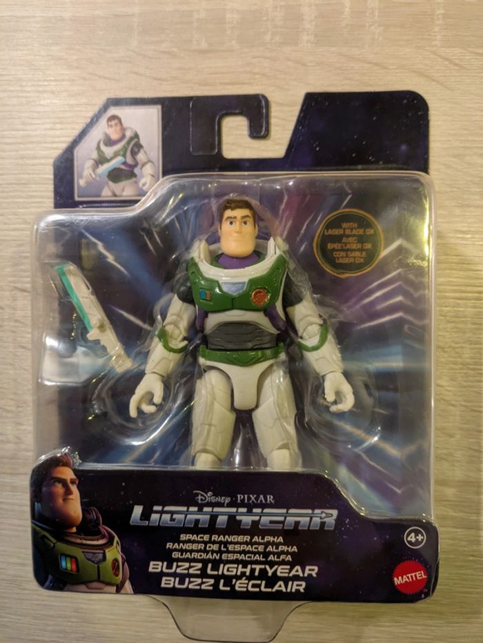 Figurine Buzz L' eclair articulé neuf