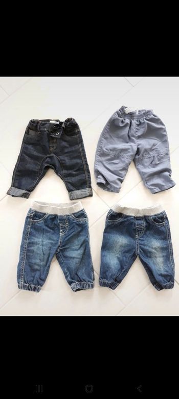 Lot 4 pantalons