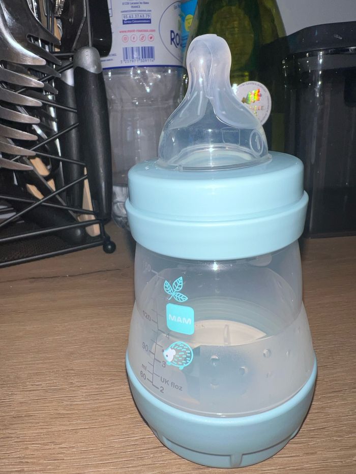 Lot biberons MAM - photo numéro 4