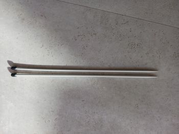 Aiguilles à tricoter n° 4 longueur 29 cm grise