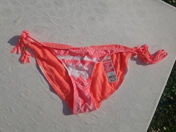 Bas de maillot de bain taille L Neuf