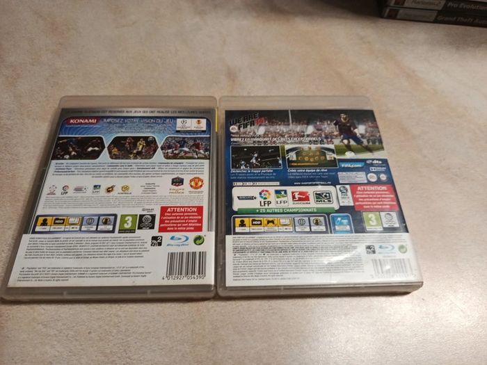 2 jeux PES et FIFA pour ps3 - photo numéro 2