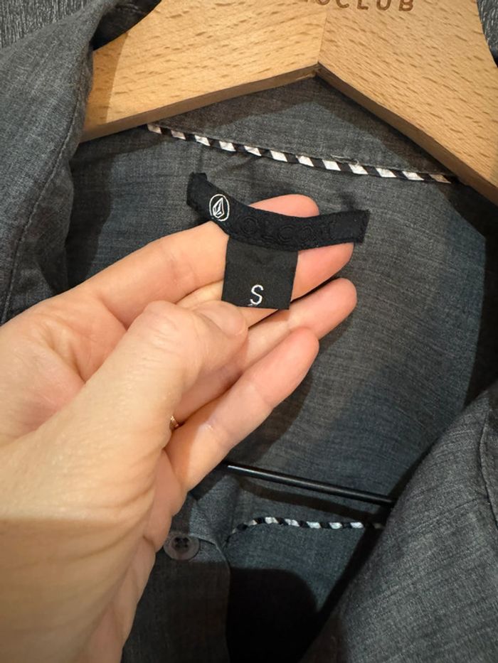Chemise Volcom taille S - photo numéro 3