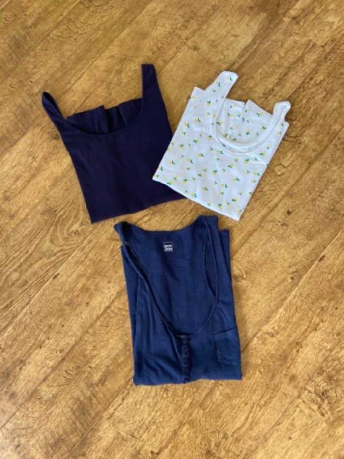 Lot 3 débardeurs taille XL