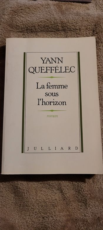 La femme sous l'horizon