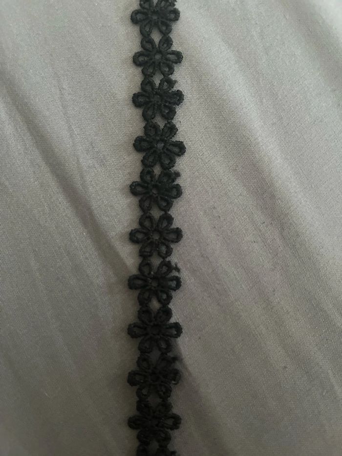 Collier ras du cou