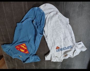 Lot de 2 body superman