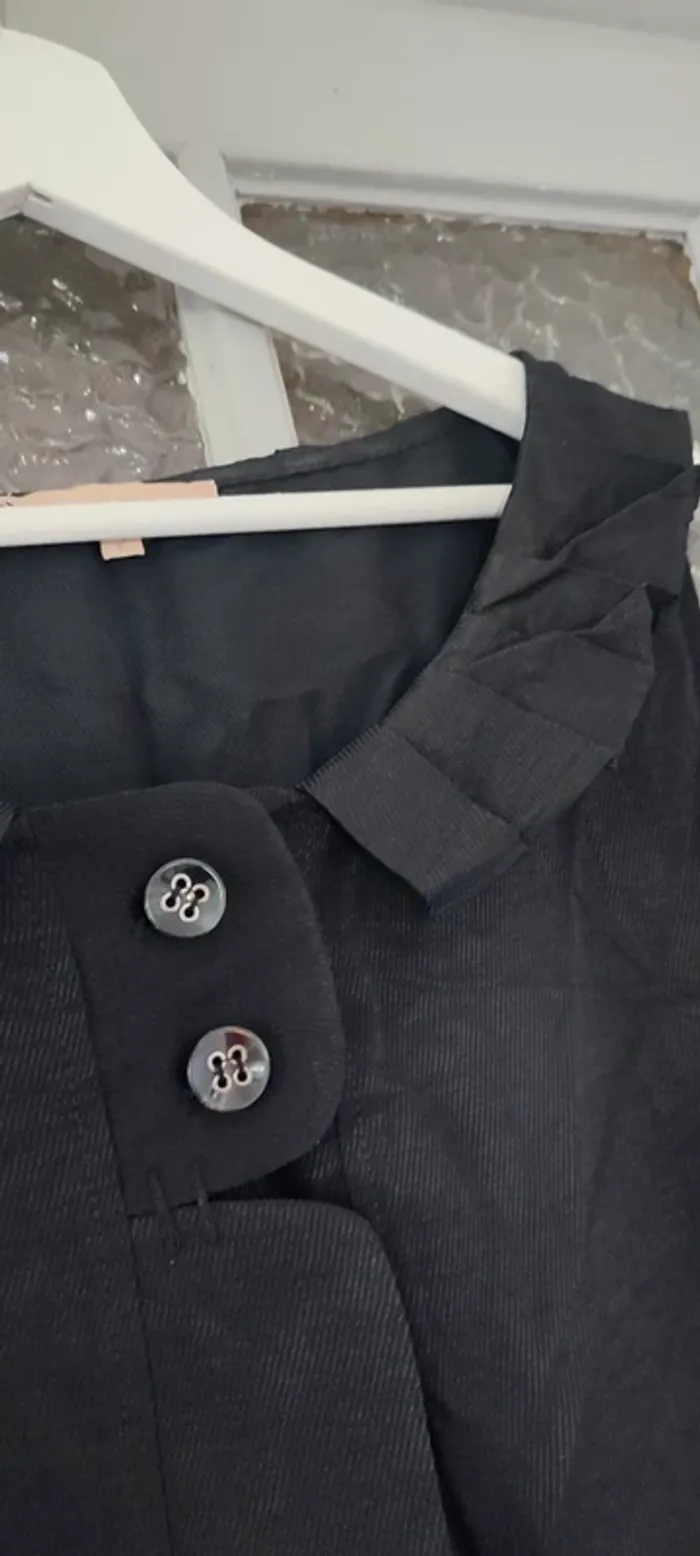Robe noire Sandro taille 2 - photo numéro 3