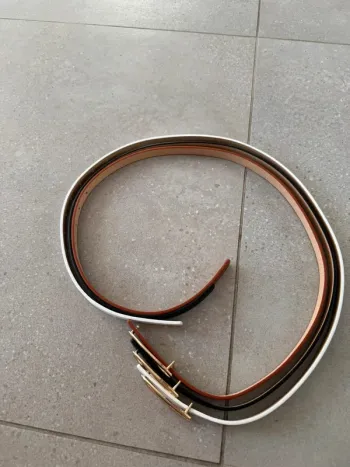 Lot de 3 ceintures neuves  103cm