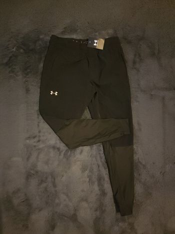 Under Armour hybrid taille M bas running