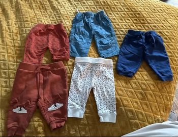 Lots pantalon bébé