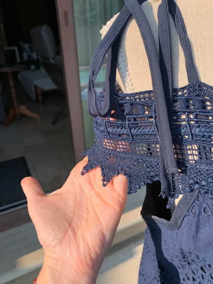 Robe en dentelle anglaise bleue marine Les Petites taille S - photo numéro 3