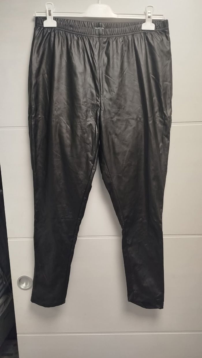 Legging simili cuir noir