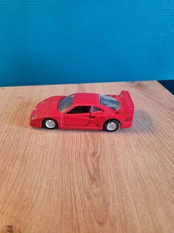 Ferrari F40 Maisto Shell 1/39