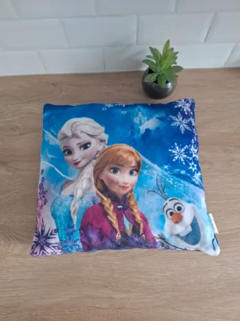 Coussin carré La Reine des Neiges