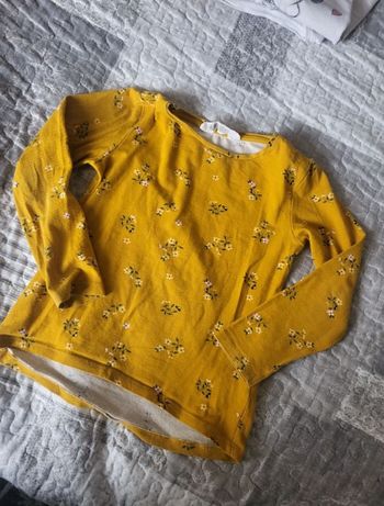 Tee shirt à fleurs 5 ans